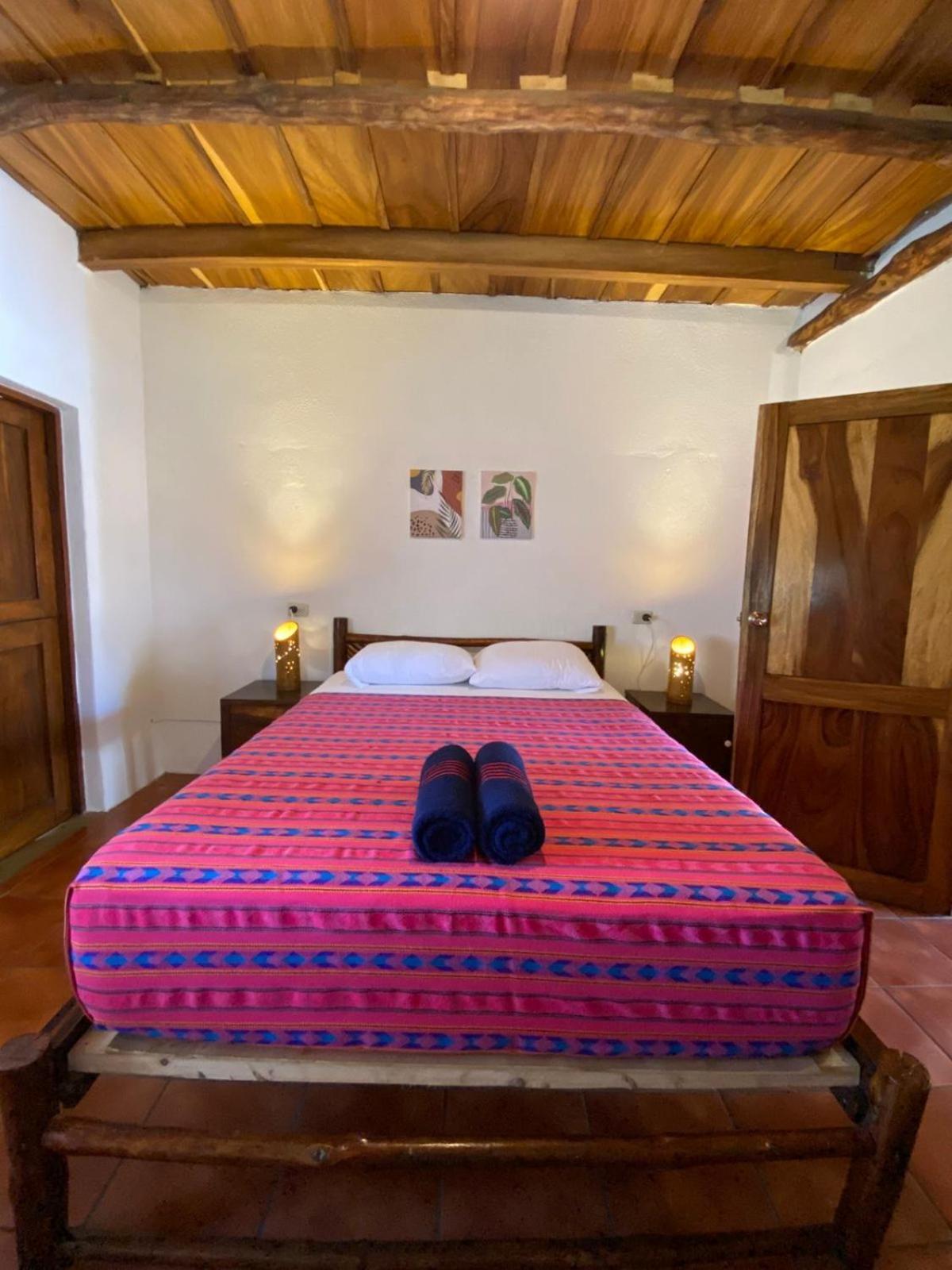 Paredon Surf House Hotel El Paredon Buena Vista Ngoại thất bức ảnh